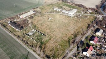 Na predaj: Rozľahlý hospodársky dvor Kolárovo - 5