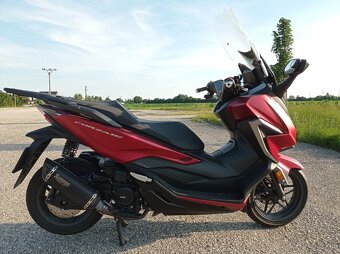 Honda Forza 350 - 5