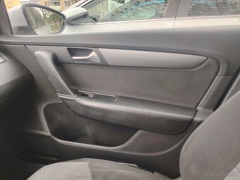 VW Passat b7 1.6Tdi variant - 5
