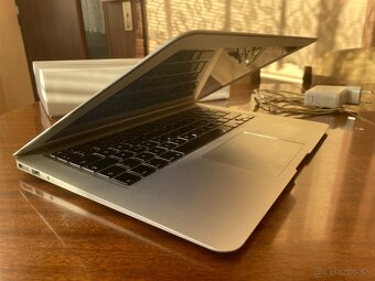 Apple MacBook Air 2015, i5, 128GB SSD, 8GB RAM - 5