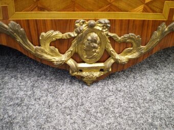 Komoda z roku 1770 XV XV1 Paríž Louis - 5