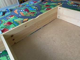 Posteľ 90x200, rošt, šufle na kolieskach - 5