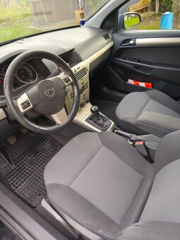 Opel Astra Combi 2008 - 5