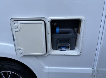 FA 699 DVB TOP VÝBAVA - 5