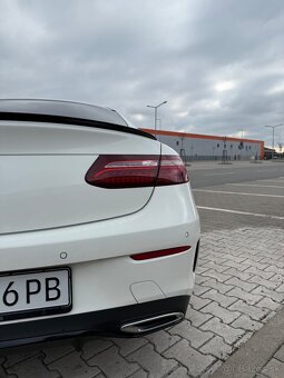 Mercedes benz E 300D coupe - 5