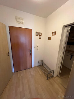 Prenajom 1 izbový byt na Agatovej ulici v Miloslave - 5