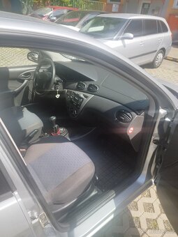 Ford Focus MK1 - 5