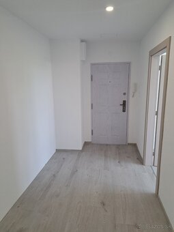 2-izb. tehlový byt na prenajom - 5