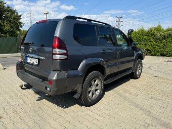 Toyota land cruiser 120 - 5