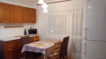 Na prenájom zariadený byt vo Vrakuni k nasťahovaniu. - 5