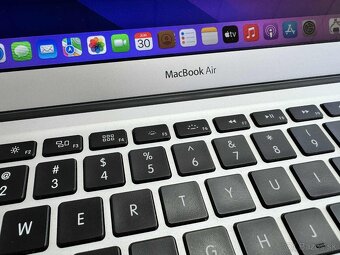 Apple MacBook Air 2015 - 5