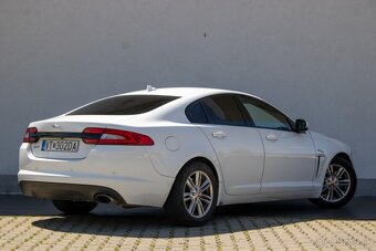 Jaguar XF - 5
