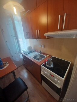 1 izbový byt Trenč.Teplice - Hurbanova, 42 m2 - 5