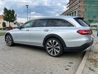 Mercedes-Benz Třídy E, 220D Avantgarde All-Terraine - 5
