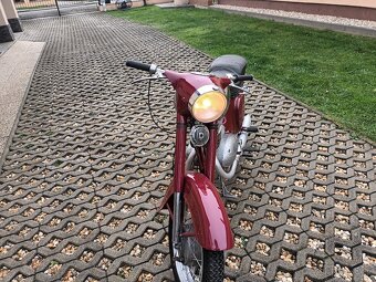 Jawa 250 - 5
