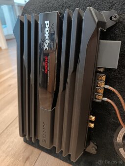 Subwoofer so zosilovačom do auta - 5