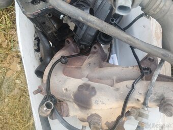 ​Predám motor 1.6 MPI - 5