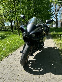 Predám Yamaha YZF R1 Big Bang - 5