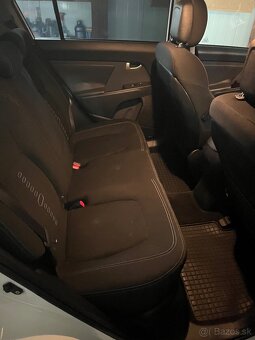 KIA sportage 2011 2.0 CRDI - 5