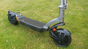 Kolobežka Apollo City Pro - 5