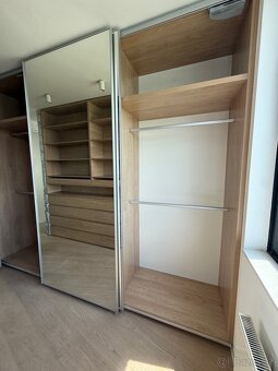 Satnikova zostava / zrkadlové dvere - 5