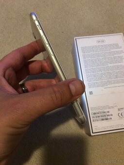 Predám iPhone 8 64gb. - 5