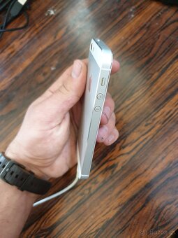 iPhone 5 32GB Silver Nové Ochranné Sklo - 5