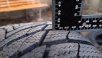 Zimné pneu 235/55 R18 (Nissan Qashqai) - 5