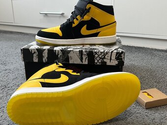 Jordan 1 mid - New love - 5