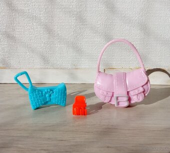 Bábika módna diva blondínka s copom a doplnkami - 5