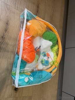 BRENDON 3D Forest podložka na hranie s hrazdičkou - 5