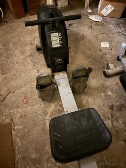 Elipticky trenazer a veslovaci trenazer - 5