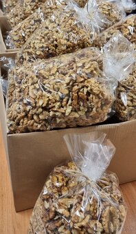 VLAŠSKÉ ORECHY LÚPANÉ TOHTOROČNÉ - 5