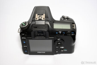 PENTAX K100D (telo) - 5