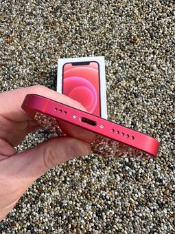 iPhone 12 - baterie 100% - 5