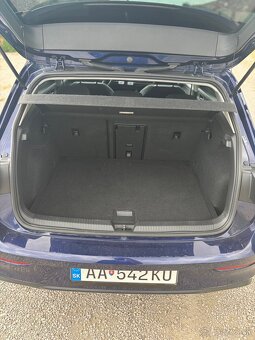 VW Golf 8 2.0 TDI DSG 73 000 km | TOP STAV - 5