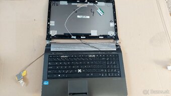 Notebooky - 5