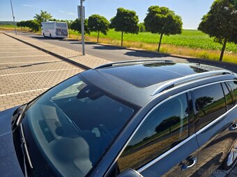 Škoda superb 3 2.0 tdi 140kw panorama - 5