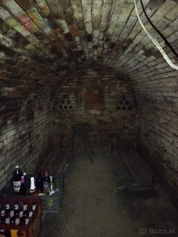 Na predaj viničný dom aj na trvalé bývanie - 5