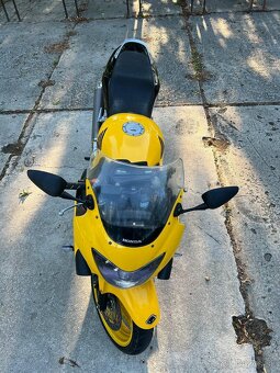 Honda CBR600 F4 (2000) – plne dokončený projekt / bez TP - 5