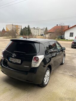 Toyota Verso 2.2 D-CAT = 7 Miest, Automat, Navi, Panoráma  = - 5