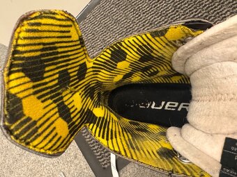 BRUSLE BAUER SUPREME M3, vel. 43/8 D - 5