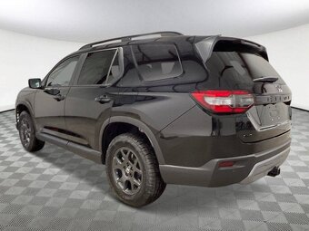 New 2025 HONDA PILOT TRAILSPORT 3.5V6 AWD - 5