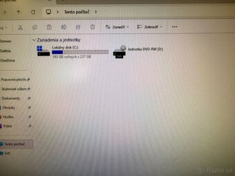 Počítač DELL.Intel i3-6100 2x3,70GHz.8gb ram.256gb SSD - 5