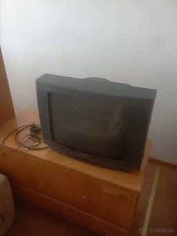 Predam starsie televizory znacka philips - 5