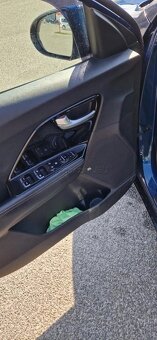 KIA NIRO - PLATINUM - 5
