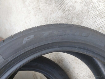 2x Pirelli 245/45R20 - 5