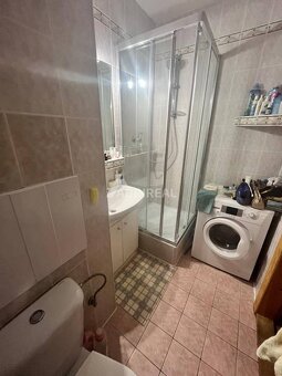 NOVÁ CENA:4i byt s balkónom;77,8 m2;Kpt.Nálepku SVIT; 150.00 - 5