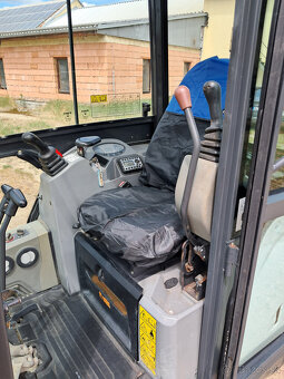 Bobcat E19, rok 2015 - 5