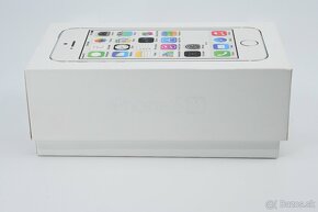 Apple iPhone 5 S - 5